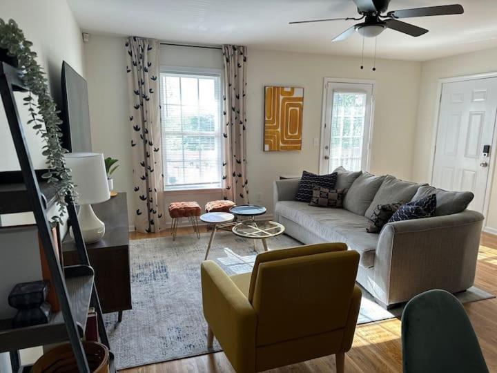 Vine City Home - Duplex - 3 Mins From Gwcc & Mercedes- Benz Stadium Атланта Екстериор снимка