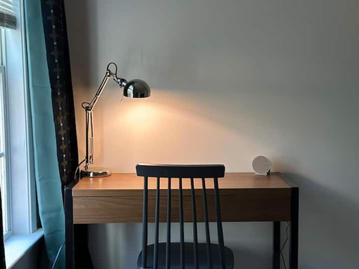 Vine City Home - Duplex - 3 Mins From Gwcc & Mercedes- Benz Stadium Атланта Екстериор снимка