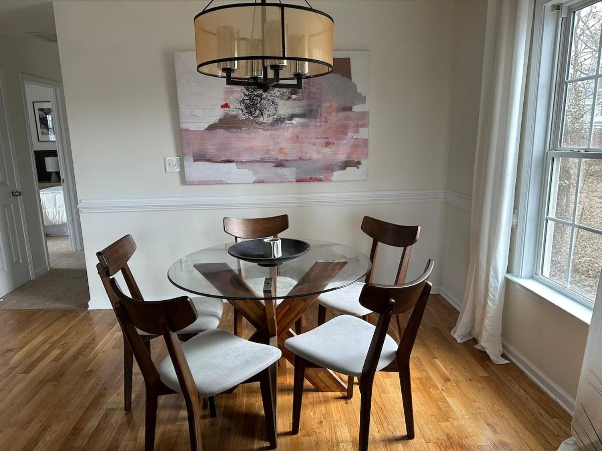 Vine City Home - Duplex - 3 Mins From Gwcc & Mercedes- Benz Stadium Атланта Екстериор снимка